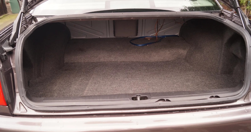Audi A6 cena 18500 przebieg: 236900, rok produkcji 1996 z Siedlce małe 121